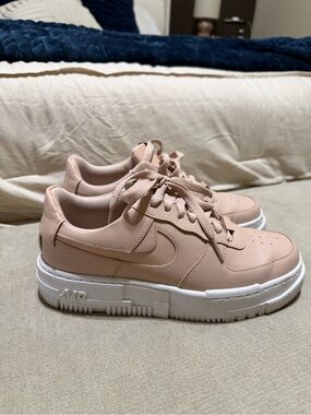 Nike Women’s Blush Pink Leather Low-Top Sneakers